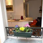 Beauregard Central Apartment